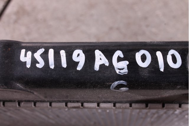 Радиатор охлаждения 45119AG010 SUBARU