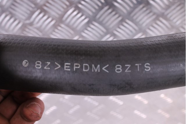 Шланг радиатора охлаждения 45161AG070 SUBARU