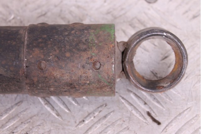 Амортизаторы задние 4853160502 TOYOTA