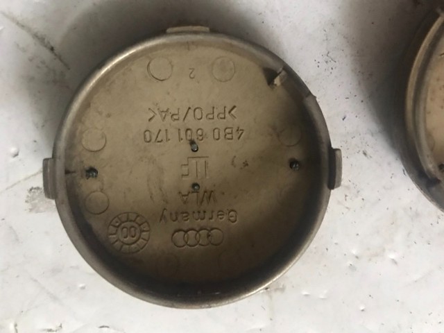 Колпаки на диски 4B0601170 VAG