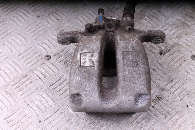 Задний левый суппорт 4F0615403A VAG