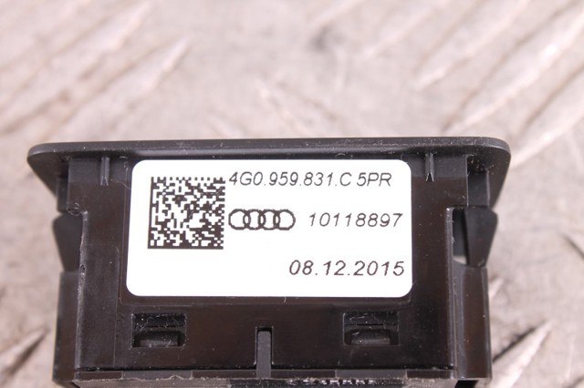 4G0959831C Кнопка привода замка багажника купить Украина