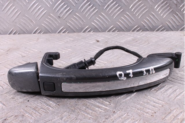 Ручка двери передней наружная 4L0837205 VAG