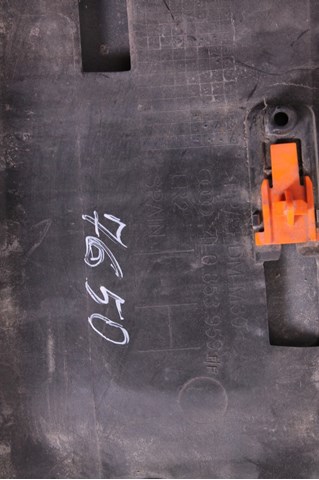 Накладка двери передней левой 4L0853959FGRU VAG