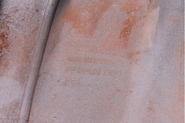 VAG 4M0807434FKA8 в наличии Ужгород