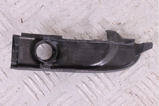 VAG 4M0807682JMX3 в наличии Украина