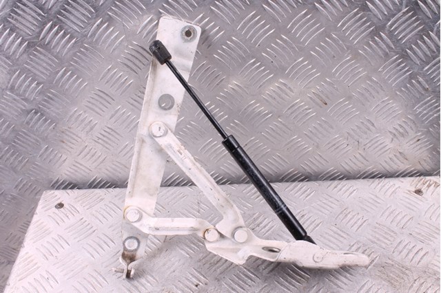 Петля капота, правая 5065264AJ CHRYSLER