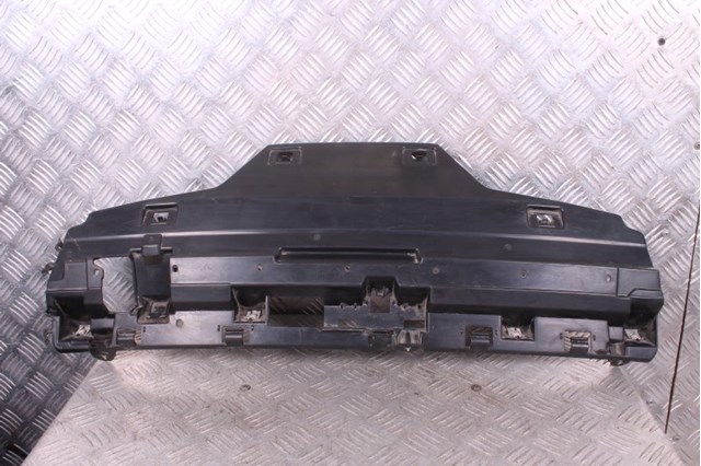 Кронштейн бампера заднего, центральный 51127256921 BMW