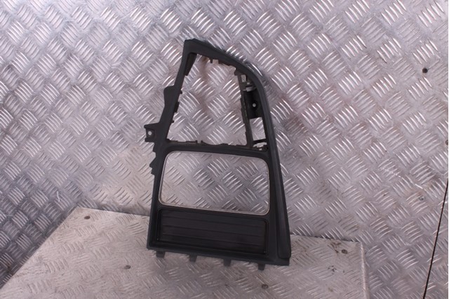 51169323675 BMW Накладка декоративная центральной консоли купить в Киев