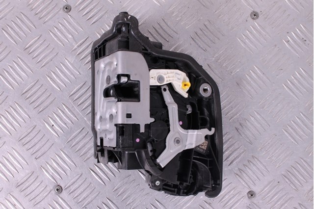 BMW 51227281939 Замок двери задней левой в наличии Киев