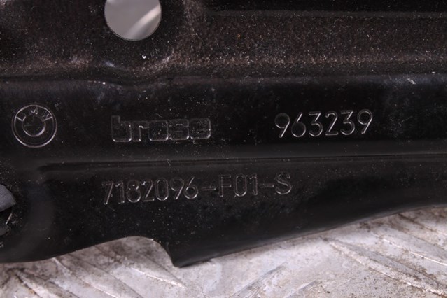 Механизм стеклоподъемника двери задней, правой 51357182616 BMW