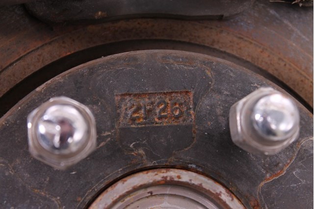 517152T110 Цапфа передняя левая купить Киев