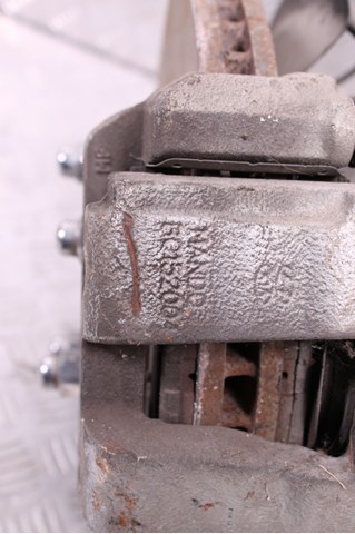 517152T110 HYUNDAI Цапфа передняя левая купить в Черкассы