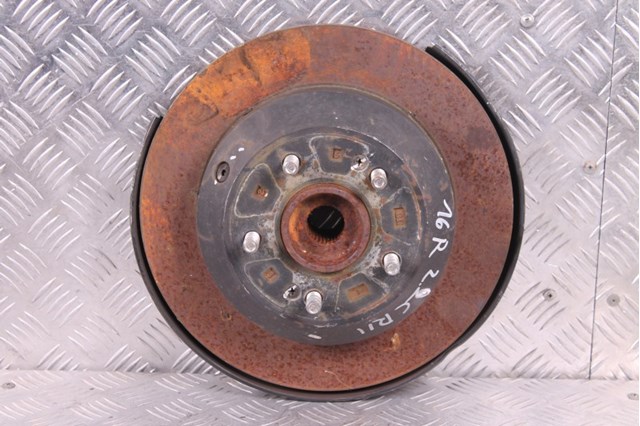 Ступицы передних колес 517503J000 HYUNDAI
