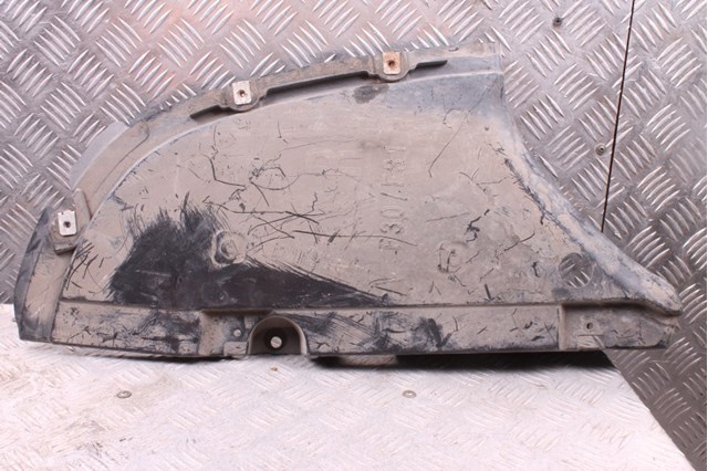 Защита днища, задняя правая 51757258048 BMW
