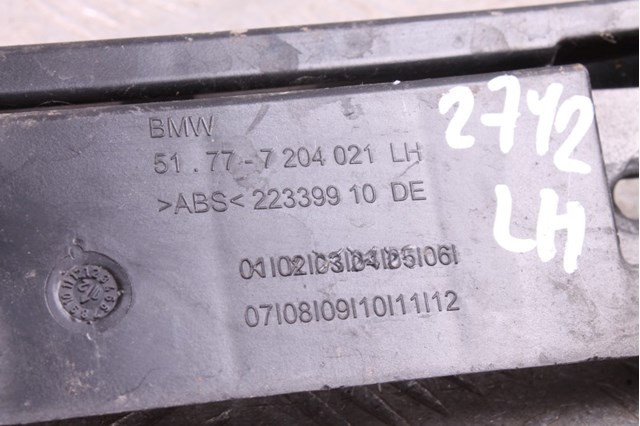 Кронштейн наружной накладки порога левой 51777204021 BMW