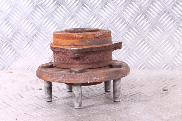 Подшипник в сборе со ступицей передний 52124767AE CHRYSLER