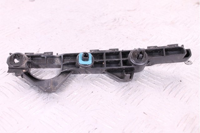 TOYOTA 5215542011 Кронштейн бампера заднего внешний правый в наличии Павлоград
