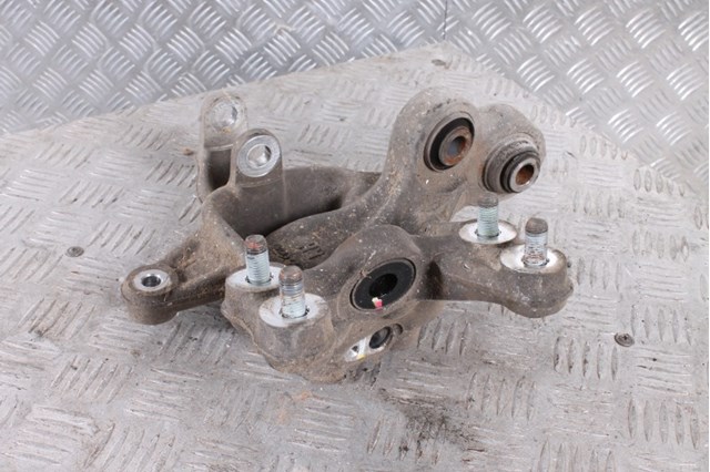 527203Q010 HYUNDAI Цапфа (поворотный кулак) задний правый купить в Павлоград