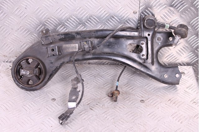 552702W650 HYUNDAI Рычаг (тяга) задней подвески продольный нижний левый купить в Николаев