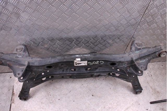 Балка задней подвески, подрамник 55400C2100 HYUNDAI
