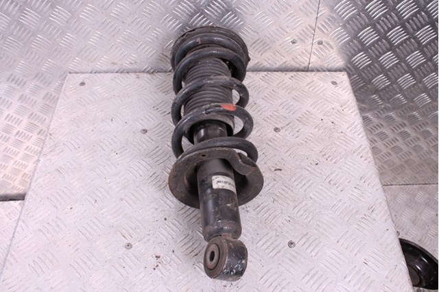 Амортизатор передний 56110ZC025 NISSAN