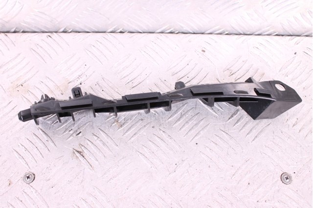 SUBARU 57717FG012 Кронштейн бампера заднего внешний левый в наличии Черкассы