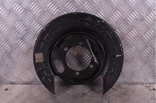 Кожух тормозного диска заднего левый 58250C1100 HYUNDAI