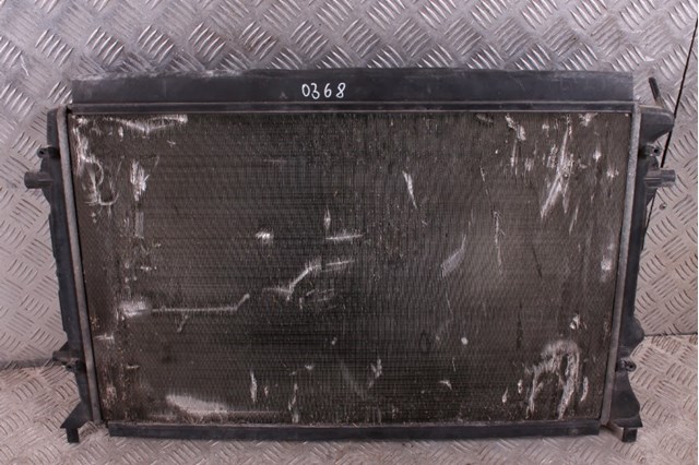 Радиатор водяной Volkswagen Jetta 6