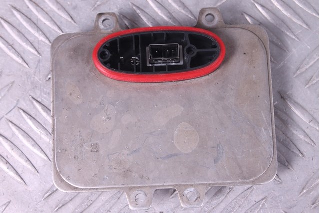 Реле для ксенона 5DV009000 BMW