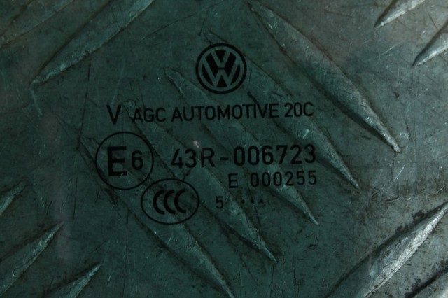 5G9845025A VAG Стекло двери задней левой купить в Ирпень