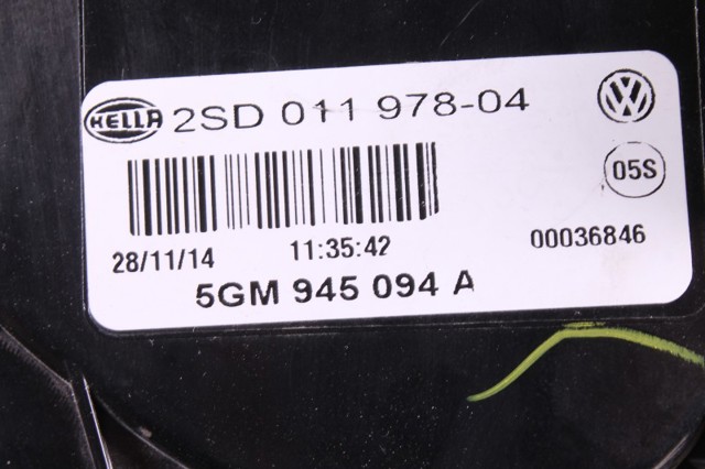 Фонарь задний внутренний правый 5GM945094A VAG
