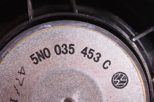 Динамик передней двери 5N0035453C VAG