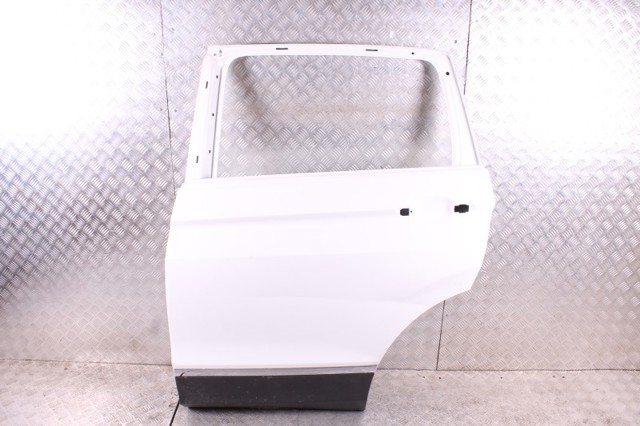 Задняя левая дверь 5N0833055A VAG