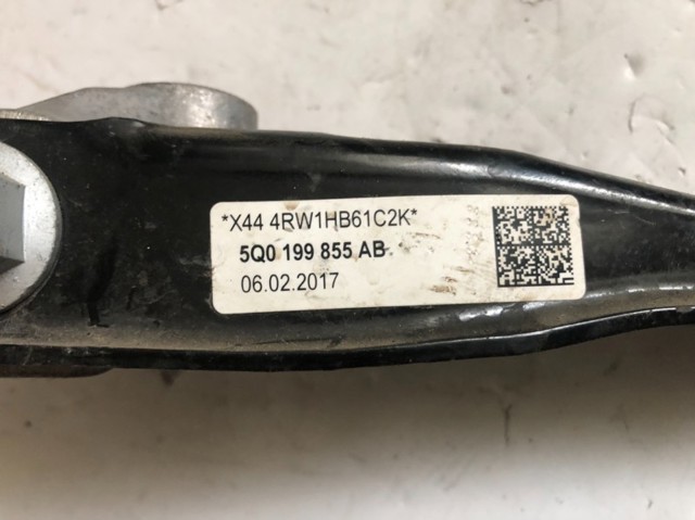 Нижняя опора двигателя 5Q0199855AB VAG