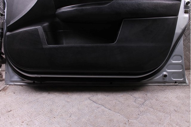 Пассажирская передняя дверь 60009AJ00B9P SUBARU