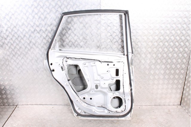 60409FG0129P SUBARU Дверь задняя левая купить в Киев