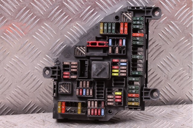 61149264923 BMW Блок предохранителей купить в Чернигов