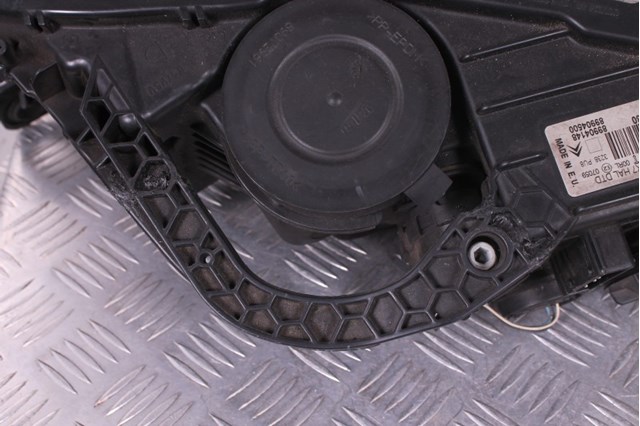 6206R6 Правая фара купить Черновцы