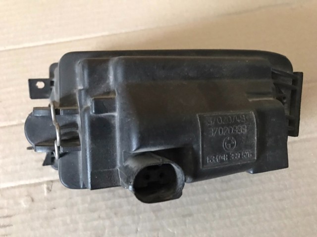 Противотуманка правая 63178360576 BMW