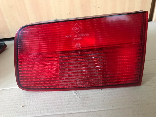BMW 63218371330 Фонарь задний правый внутренний в наличии Винница