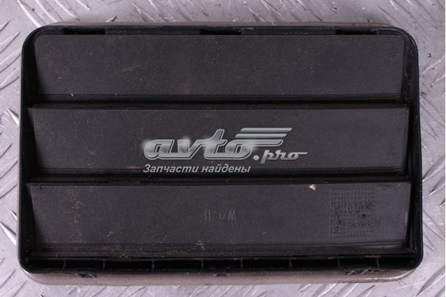 Решетка вентиляционная задняя 64226962293 BMW