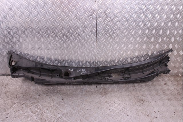 NISSAN 668624BA0A Водосток лобового стекла, жабо в наличии Кривой Рог