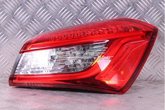 670107148 MASERATI Фонарь задний правый внешний купить в Хмельницкий