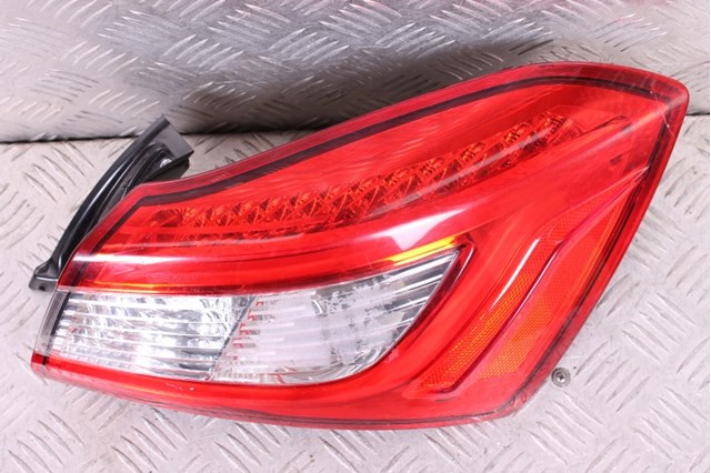 670107148 MASERATI Фонарь задний правый внешний купить в Украина