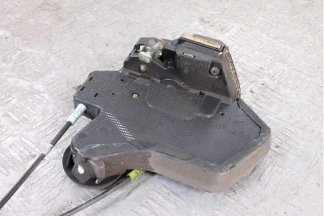 69050AA020 TOYOTA Замок двери задней правой купить в Кривой Рог