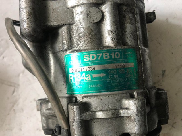 Компрессор кондиционера 6N0820803A VAG