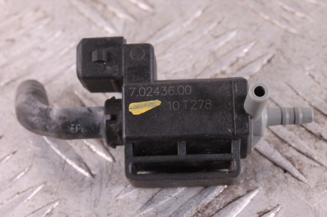70243600 LAND ROVER купить в Украина