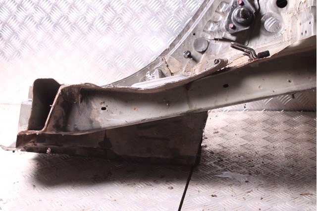 715044CC00 HYUNDAI Крыло заднее правое купить в Кривой Рог