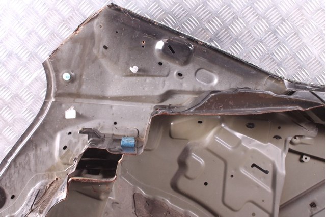 715044CC00 HYUNDAI Крыло заднее правое купить в Харьков